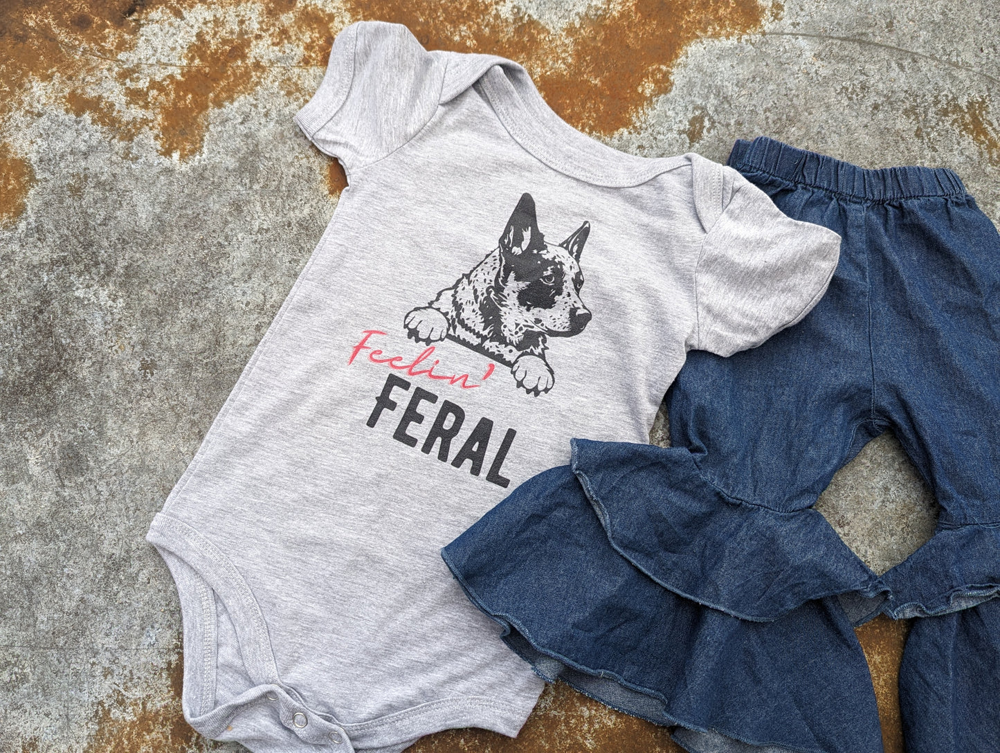 BABY ONSIE- FEELIN FERAL